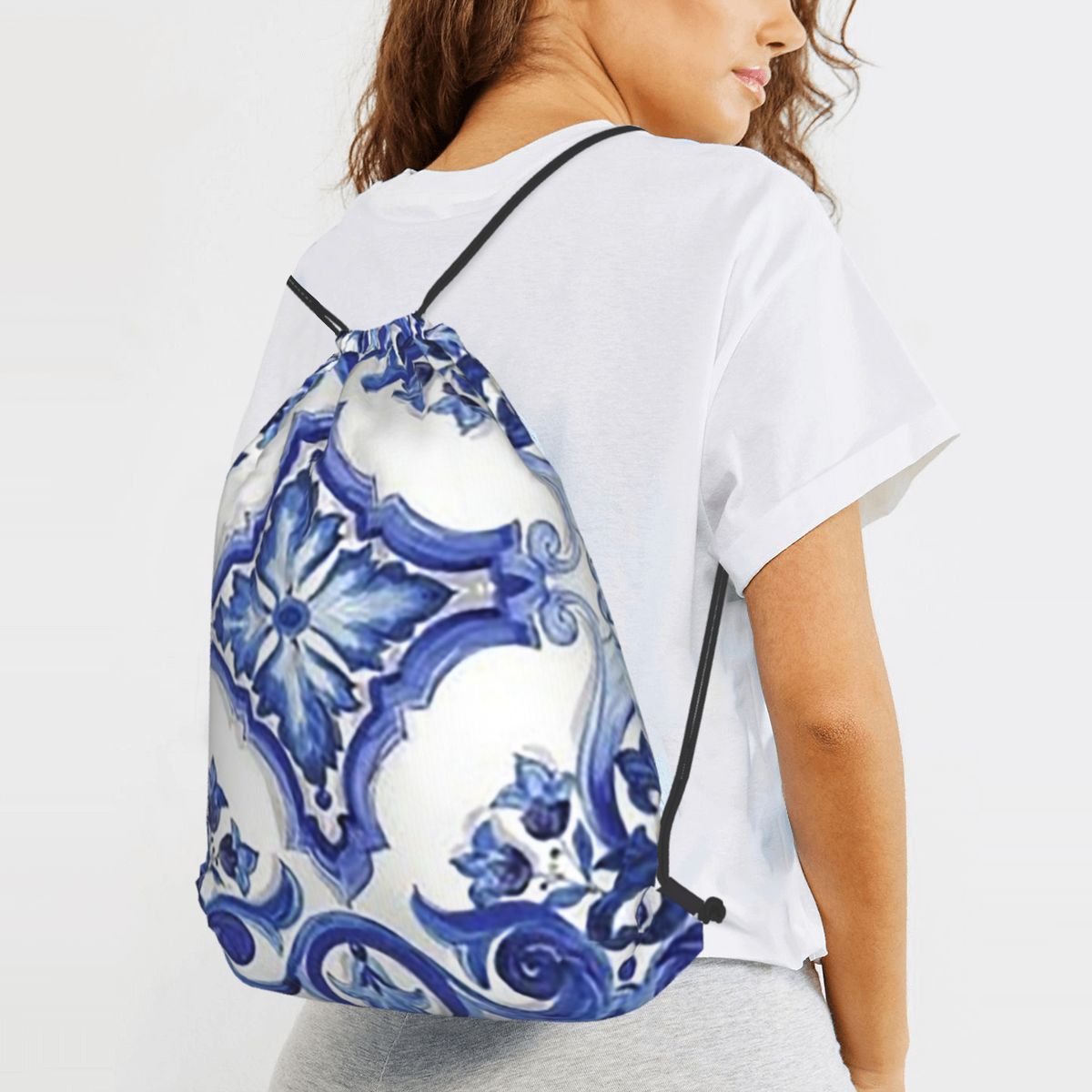 Mochilas azules con estampado  - Tile Bag Drawstring reseña y precio